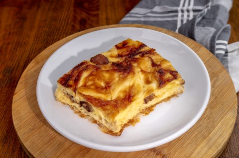 Mantarlı Kuşbaşılı Su Böreği